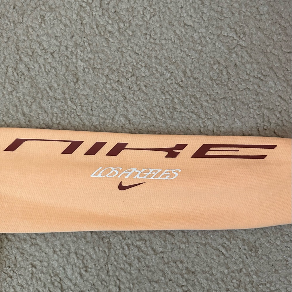 NIKE Inc Los Angeles hoodie - Picture 3 of 4